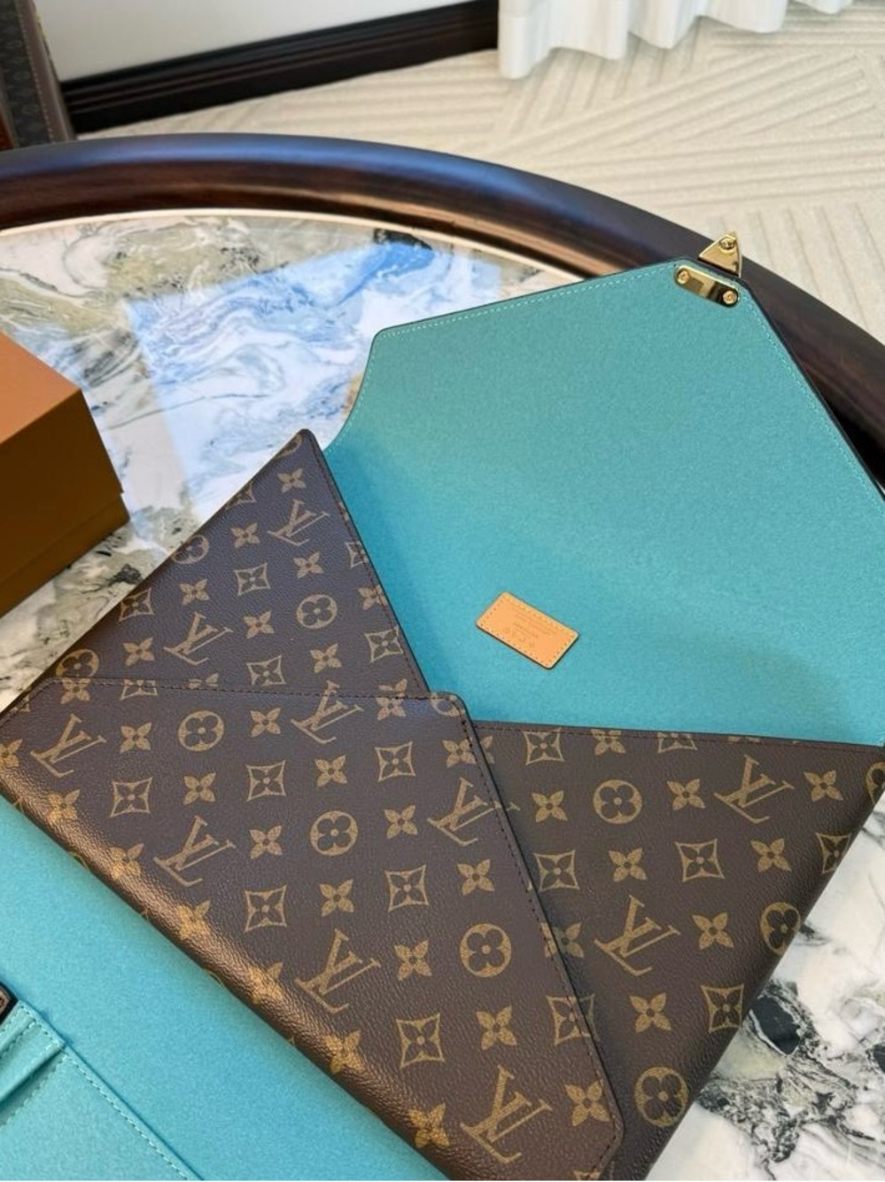 Louis Vuitton Brown Monogram Envelope Laptop Organizer - Picture 9 of 9